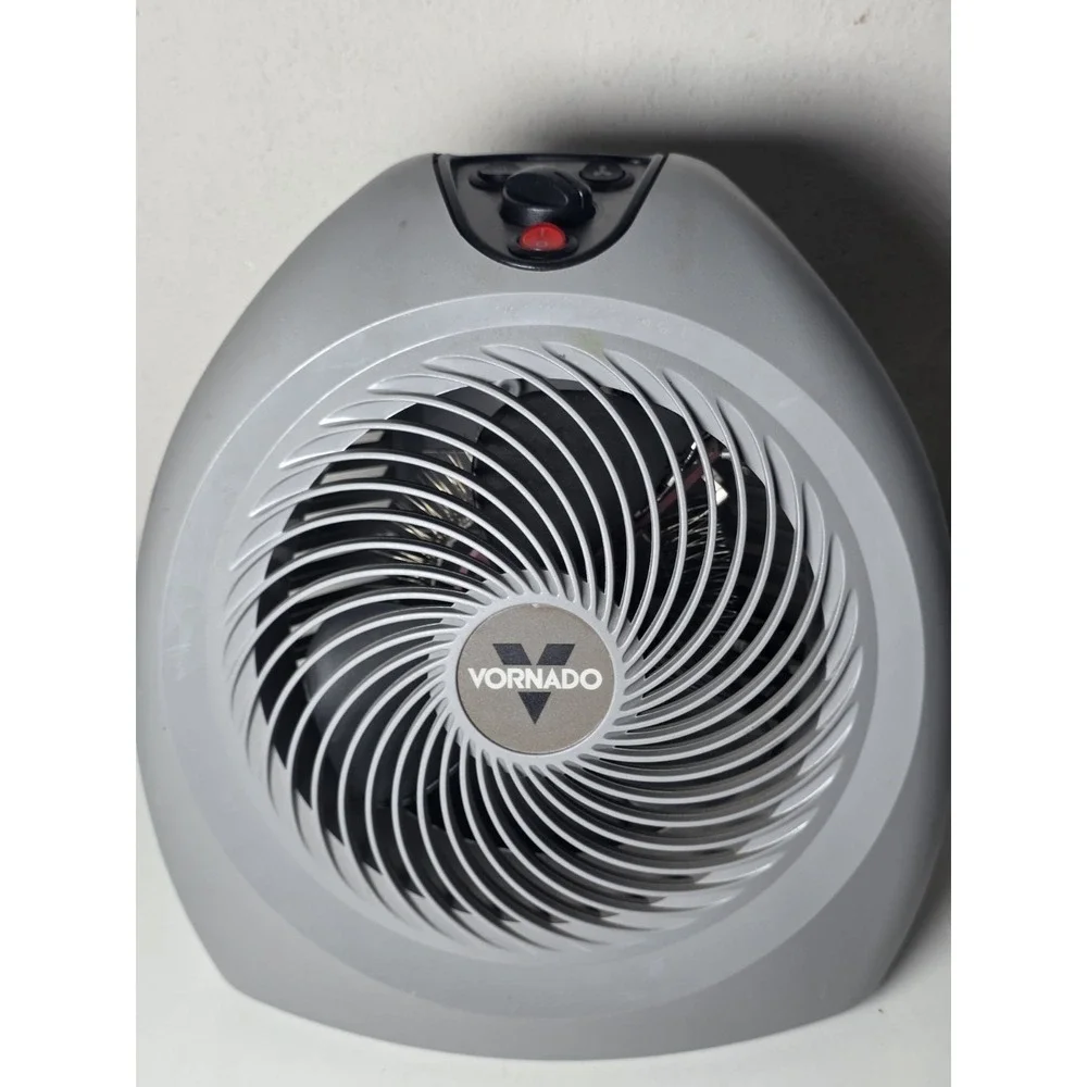 Vornado VH2 Room/Space Heater 750/1500 Watts-Linen White Color